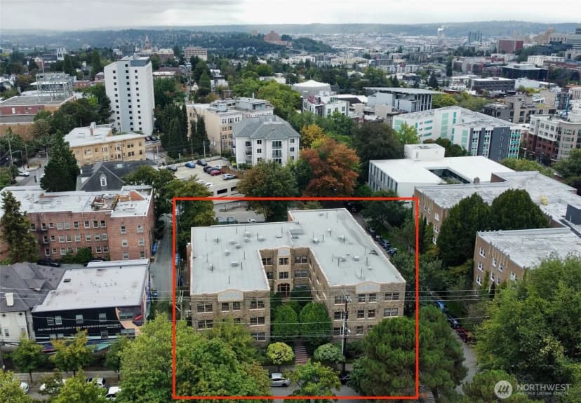 Property photo for 1605 E Olive Street #307, Seattle photo 20