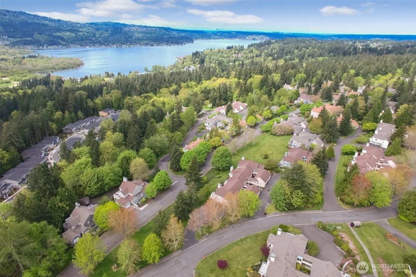 Property photo for 4133 224th Lane Se #202, Issaquah photo 33