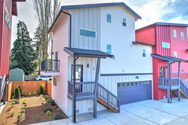 Property photo for 27523 102nd Avenue Nw #c, Stanwood photo 2