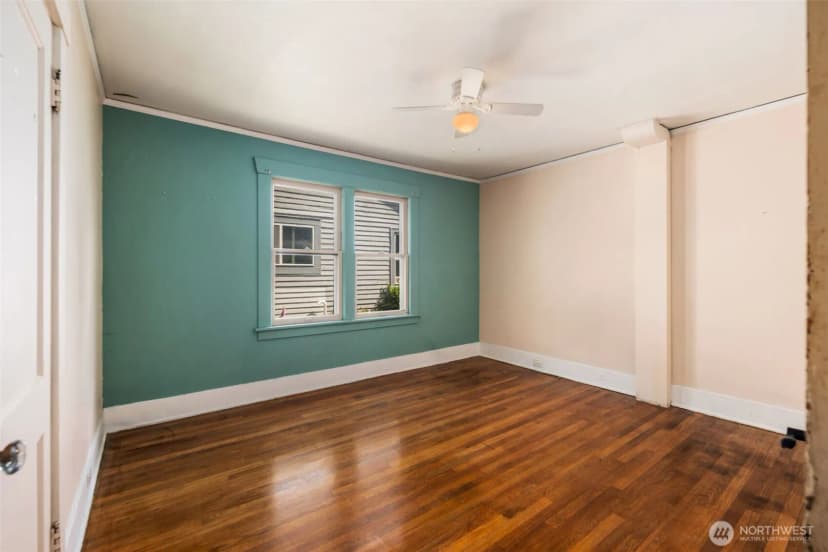 Property photo for 401 23rd Avenue E, Seattle photo 13