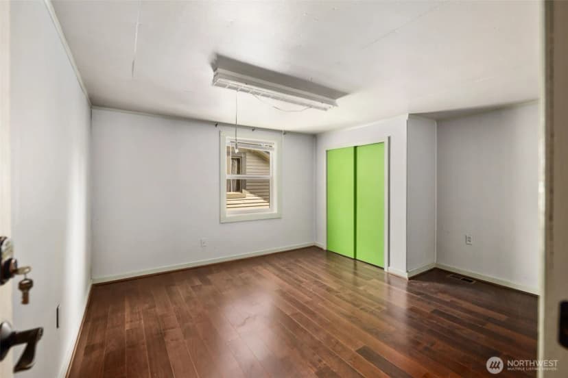 Property photo for 401 23rd Avenue E, Seattle photo 19
