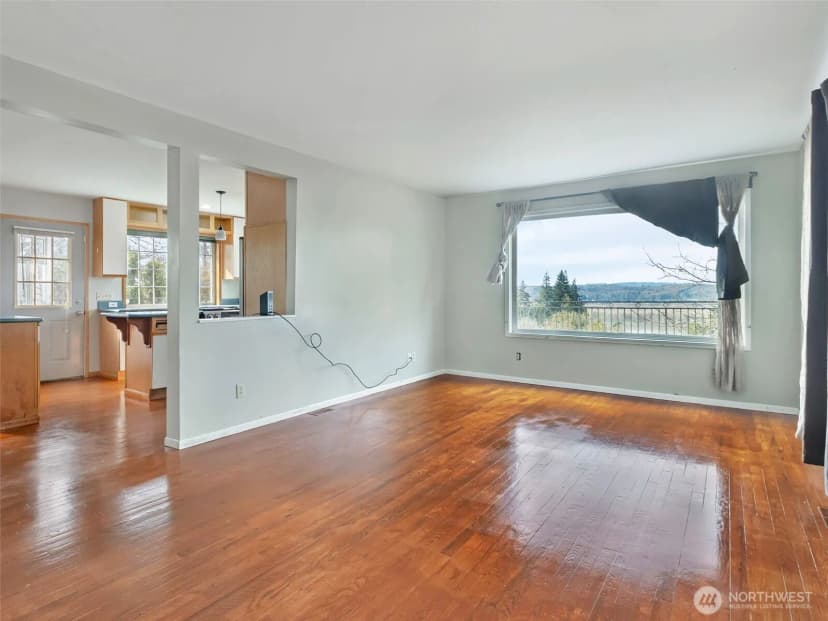 Property photo for 397 Juniper Street, Kalama photo 10