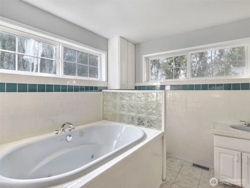 Property photo for 397 Juniper Street, Kalama photo 25