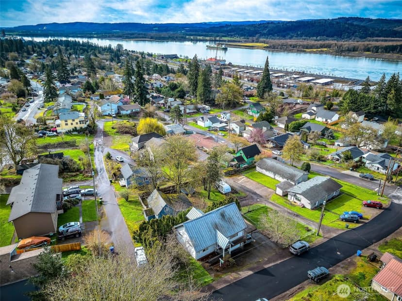 Property photo for 397 Juniper Street, Kalama photo 8