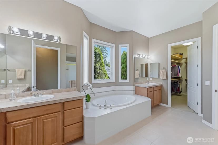 Property photo for 23249 Ne 126th Street, Redmond photo 23