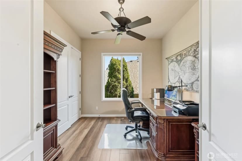 Property photo for 23249 Ne 126th Street, Redmond photo 17
