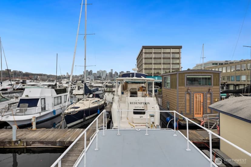 Property photo for 1818 Westlake Avenue N #d22, Seattle photo 18