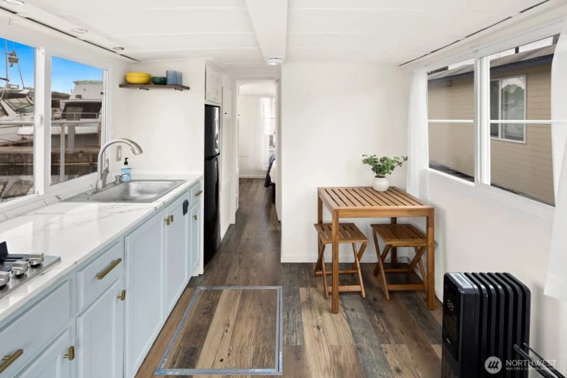 Property photo for 1818 Westlake Avenue N #d22, Seattle photo 12