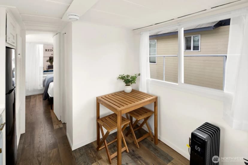 Property photo for 1818 Westlake Avenue N #d22, Seattle photo 11