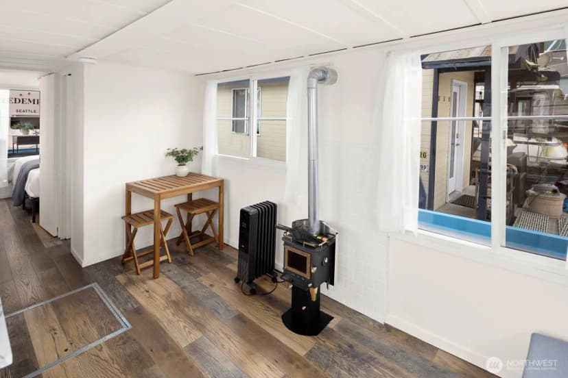 Property photo for 1818 Westlake Avenue N #d22, Seattle photo 10