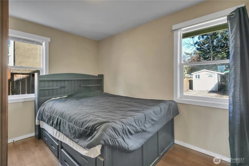 Property photo for 516 6th Ave S, Kent photo 16