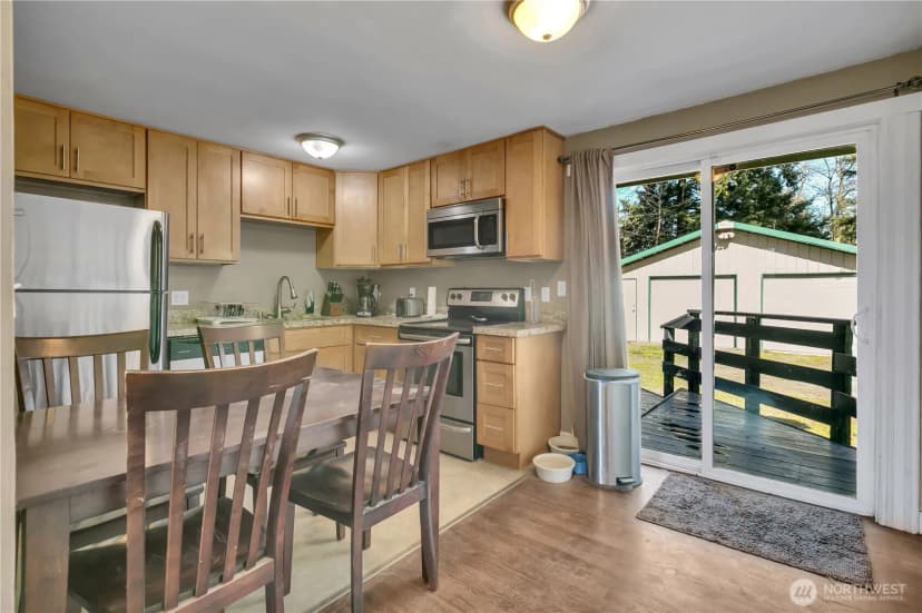 Property photo for 516 6th Ave S, Kent photo 10