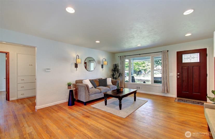 Property photo for 964 G Street, Washougal photo 5