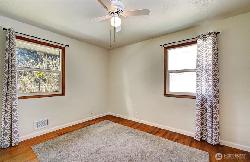 Property photo for 964 G Street, Washougal photo 14