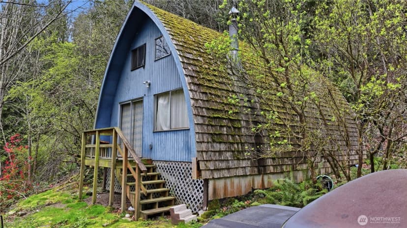 Property photo for 27011 Se 74th Street, Issaquah photo 2