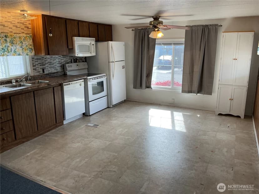 Property photo for 5629 113th Avenue E #64, Puyallup photo 5