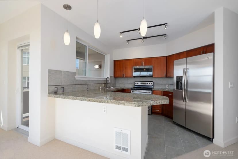 Property photo for 5440 Leary Avenue Nw #625, Seattle photo 8