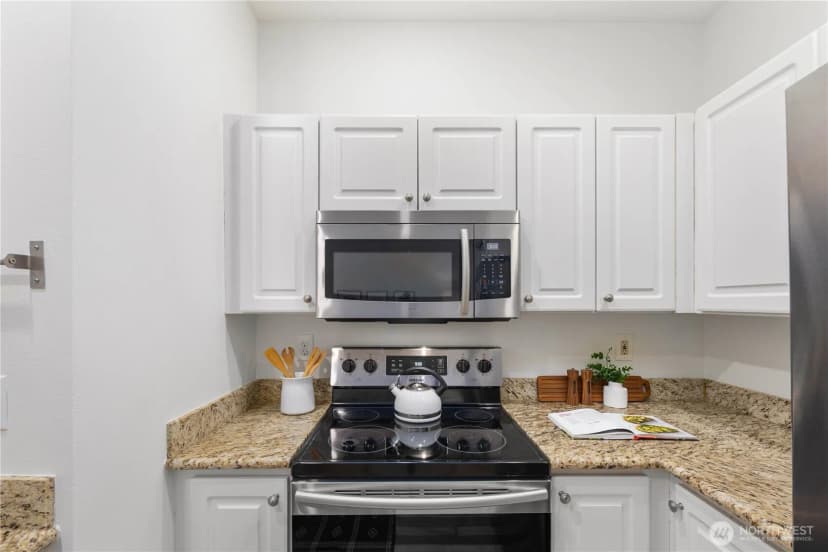Property photo for 2415 2nd Avenue #349, Seattle photo 12