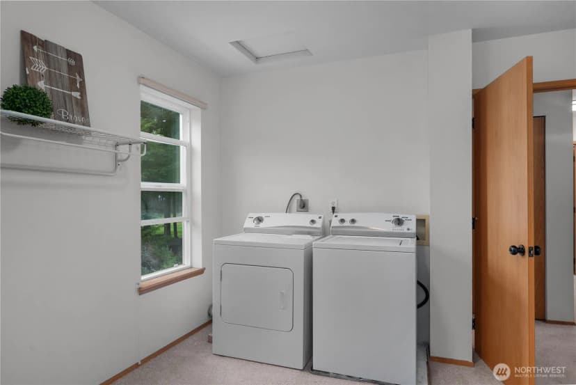 Property photo for 140 E Saint Andrews Drive, Shelton photo 25
