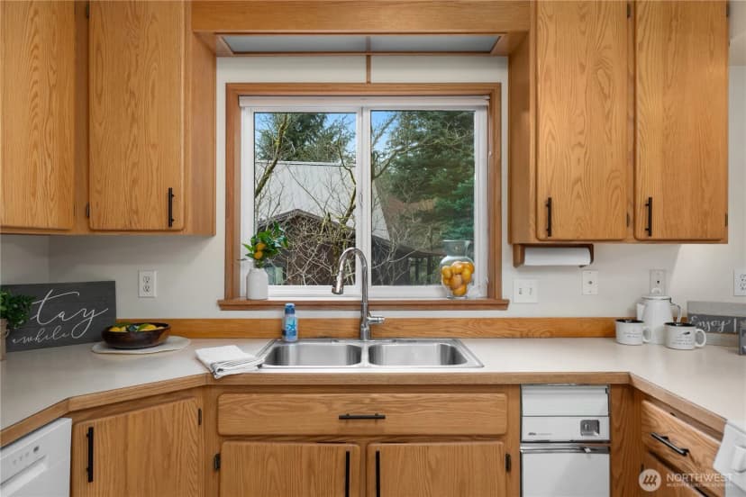 Property photo for 140 E Saint Andrews Drive, Shelton photo 13