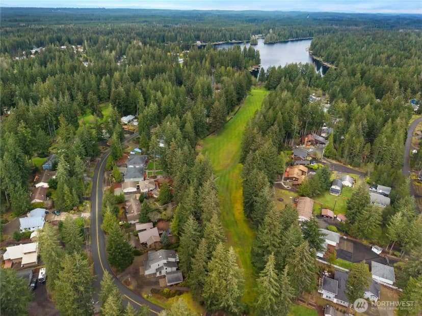 Property photo for 140 E Saint Andrews Drive, Shelton photo 31