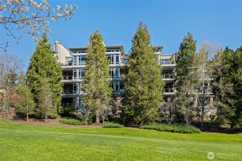 Property photo for 10015 Ne 4th Street #3002, Bellevue photo 7