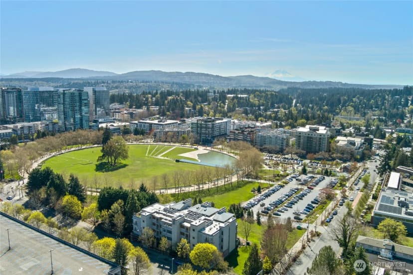 Property photo for 10015 Ne 4th Street #3002, Bellevue