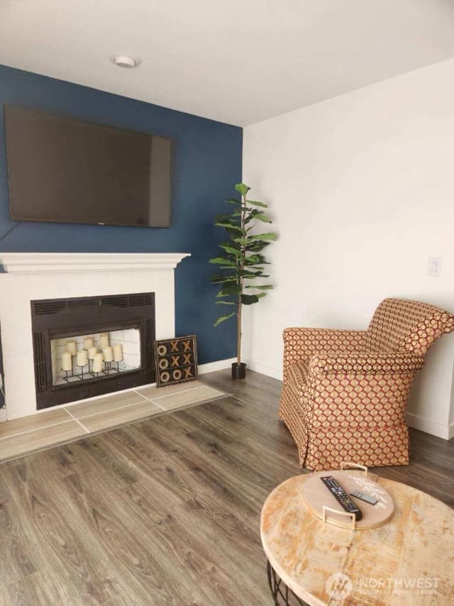 Property photo for 1915 E Spruce Street #b, Seattle photo 3