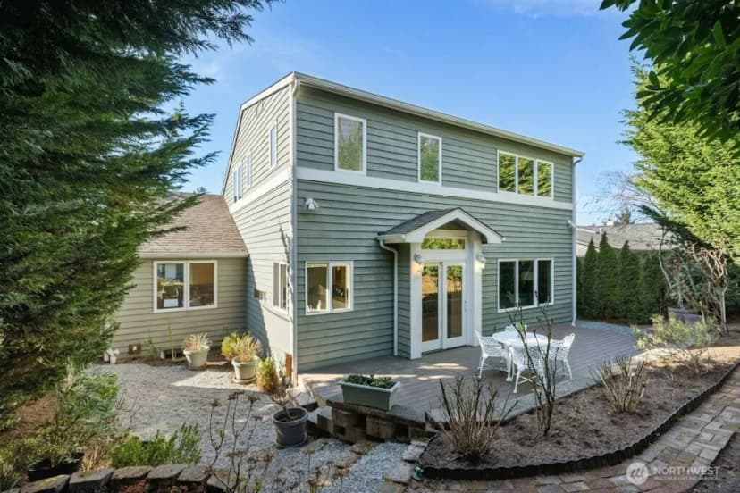 Property photo for 5720 59th Avenue Ne, Seattle photo 30