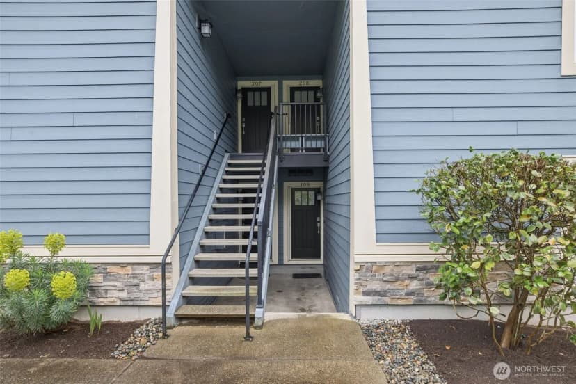 Property photo for 11901 93rd Avenue Ne #b-108, Kirkland photo 3