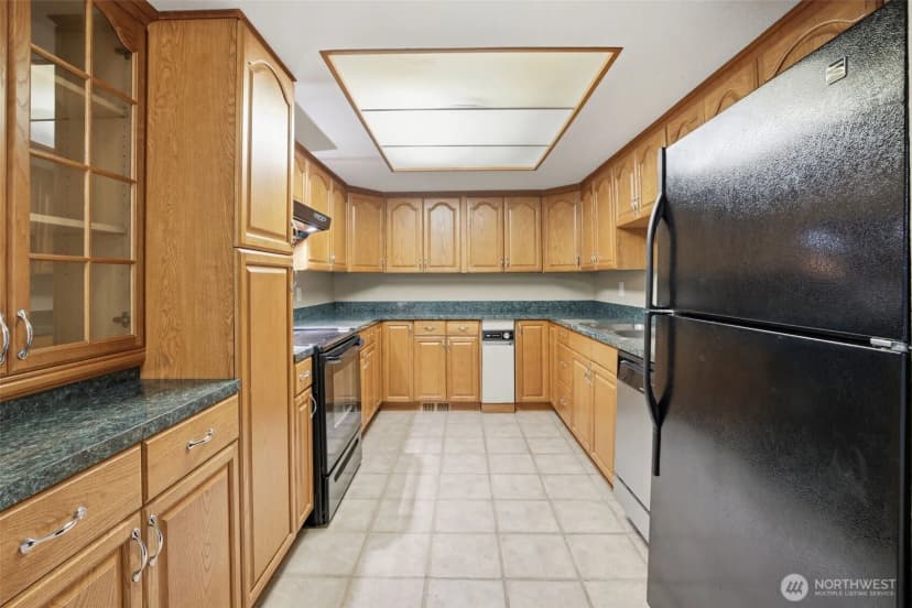 Property photo for 11901 93rd Avenue Ne #b-108, Kirkland photo 21