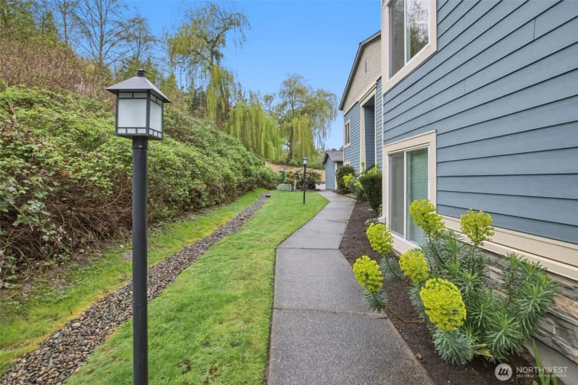 Property photo for 11901 93rd Avenue Ne #b-108, Kirkland