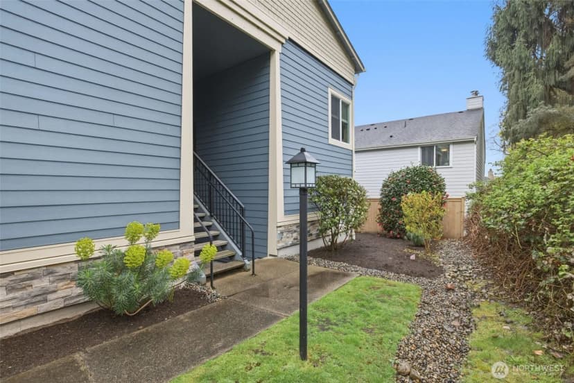 Property photo for 11901 93rd Avenue Ne #b-108, Kirkland photo 2