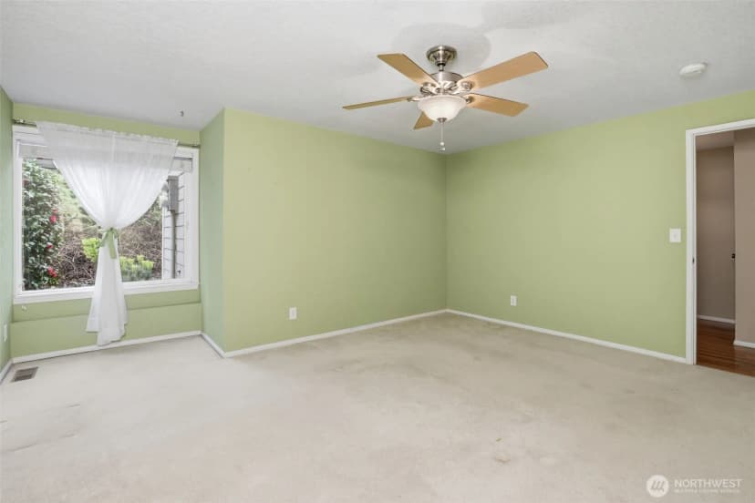 Property photo for 11901 93rd Avenue Ne #b-108, Kirkland photo 8