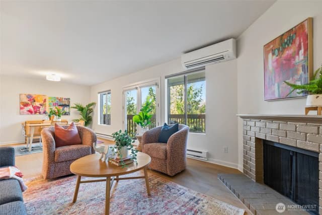 Property photo for 10419 Ne 32nd Place #e204, Bellevue photo 4