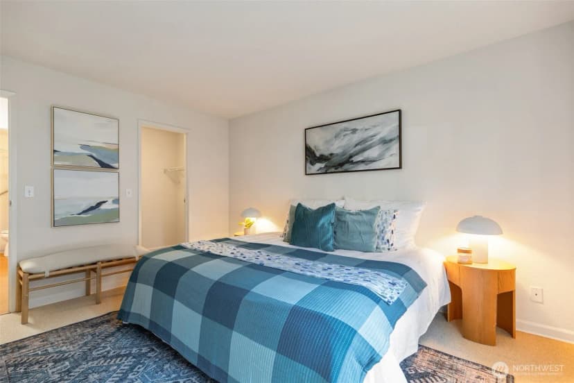 Property photo for 10419 Ne 32nd Place #e204, Bellevue photo 15