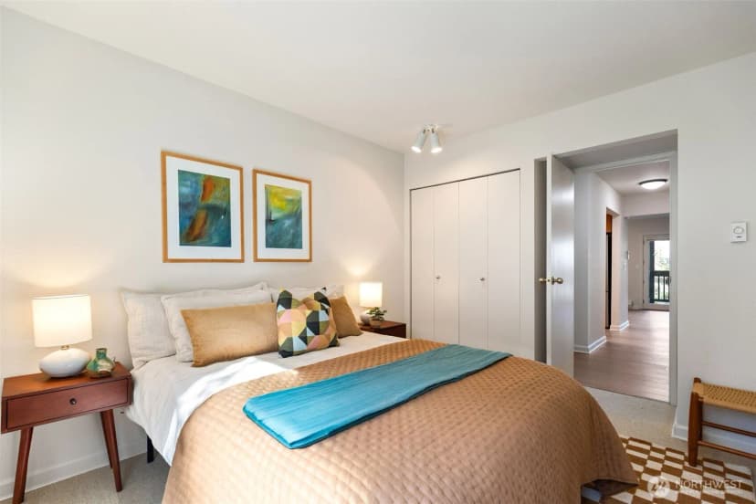 Property photo for 10419 Ne 32nd Place #e204, Bellevue photo 13