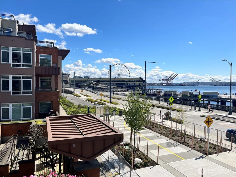 Property photo for 1950 Alaskan Way #227, Seattle photo 13