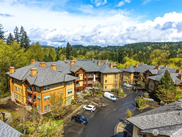 Property photo for 1000 Cabin Creek Lane Sw ##b106, Issaquah
