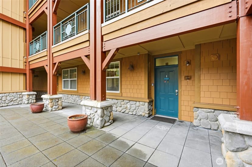 Property photo for 1000 Cabin Creek Lane Sw ##b106, Issaquah photo 6