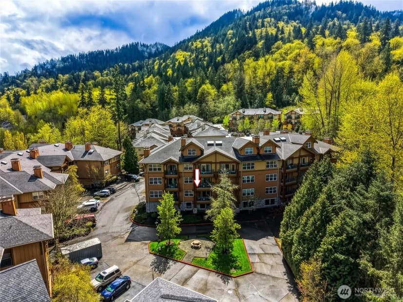 Property photo for 1000 Cabin Creek Lane Sw ##b106, Issaquah photo 24