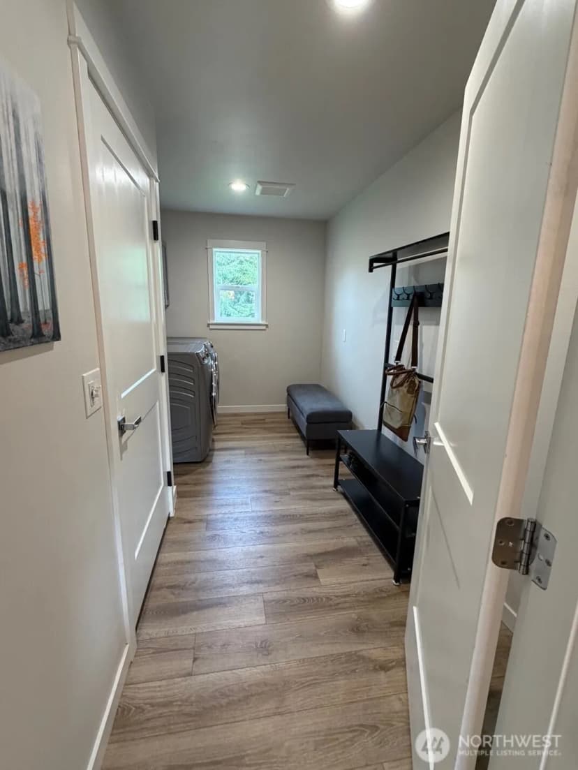 Property photo for 997 King John's Way, Forks photo 9