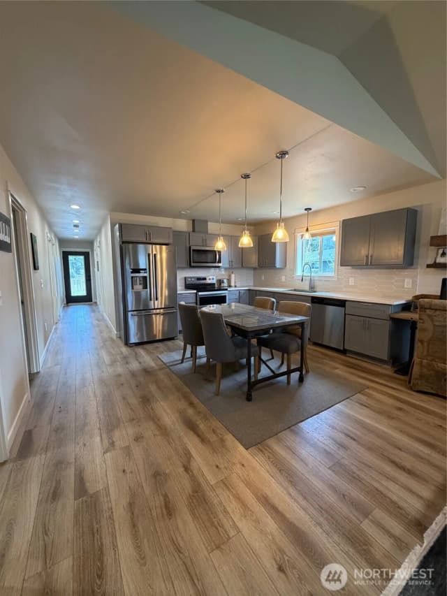 Property photo for 997 King John's Way, Forks photo 4