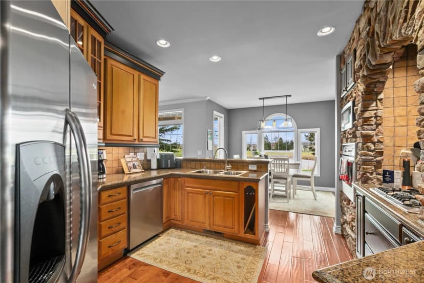 Property photo for 449 Island Green Way, Lynden photo 11