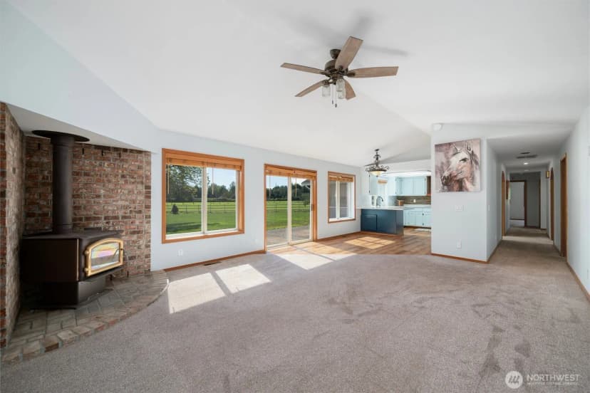 Property photo for 4355 Jones Rd, Sumas photo 18