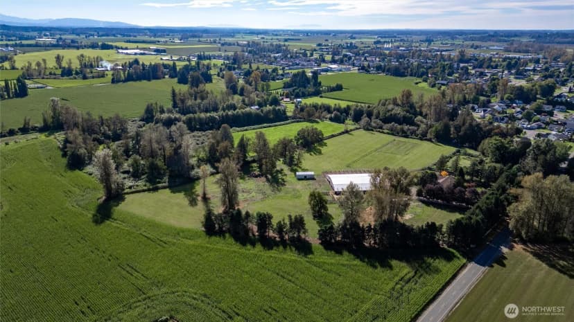 Property photo for 4355 Jones Rd, Sumas photo 36