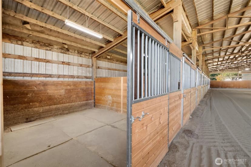 Property photo for 4355 Jones Rd, Sumas photo 9