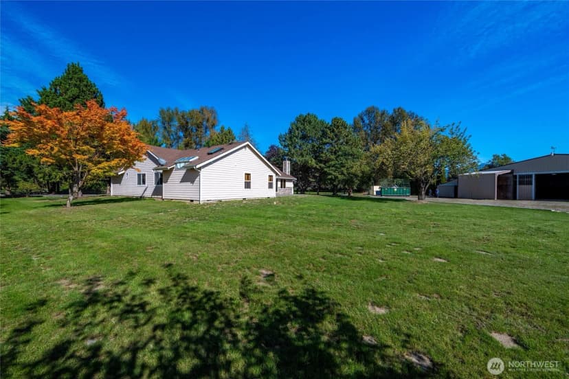 Property photo for 4355 Jones Rd, Sumas photo 15
