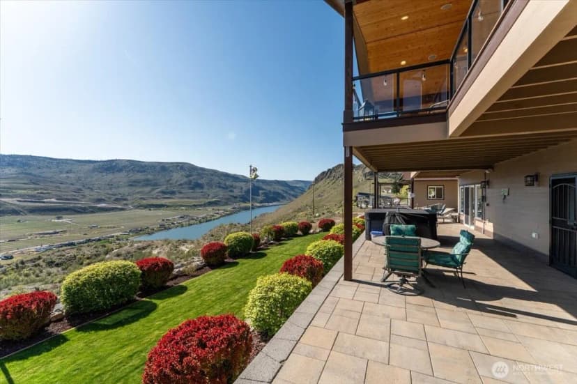 Property photo for 525 Columbia View Road, Chelan photo 28
