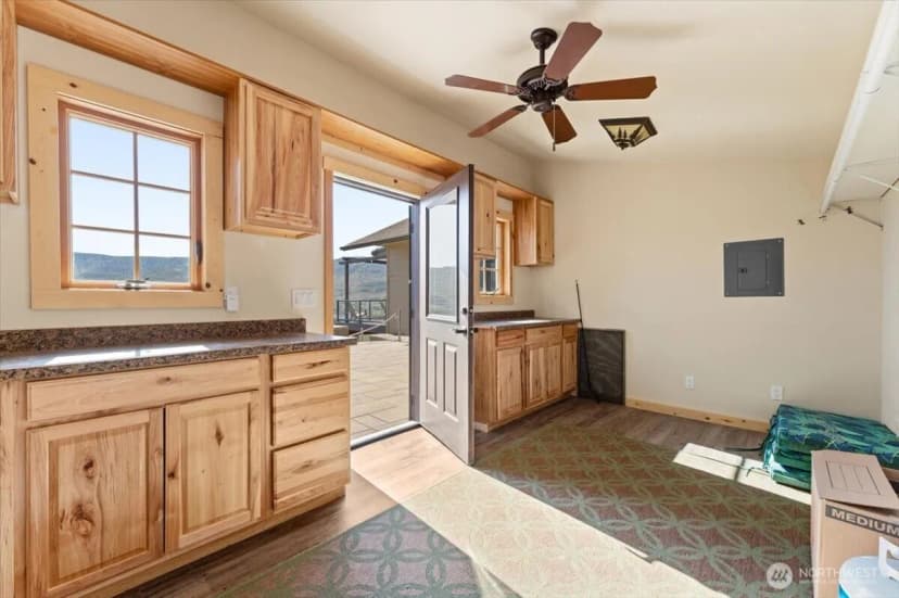 Property photo for 525 Columbia View Road, Chelan photo 35